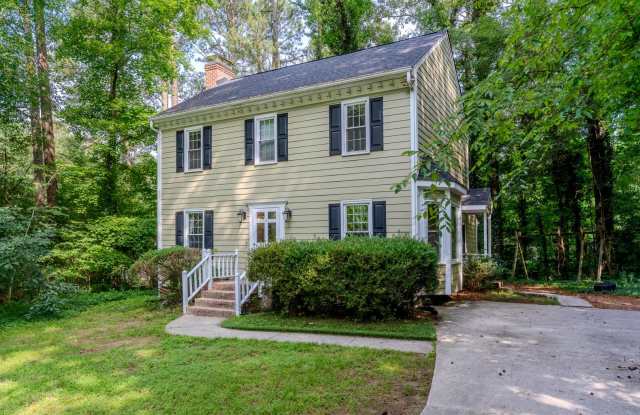 Beautiful 3br/2.5ba Two-Story Home 15 Minutes from Downtown Durham, Chapel Hill and RTP! photos photos