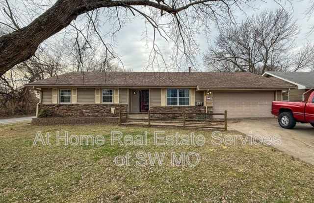 2373 S Florence Ave - 2373 South Florence Avenue, Springfield, MO 65807