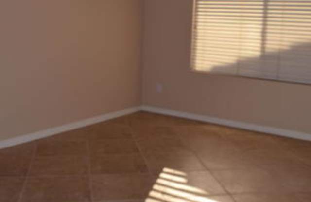 16776 W ABERDEEN Drive Gallery 4