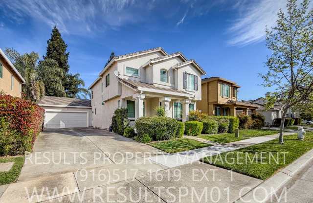 Lovely 4 Bedroom Home in Great Neighborhood photos photos