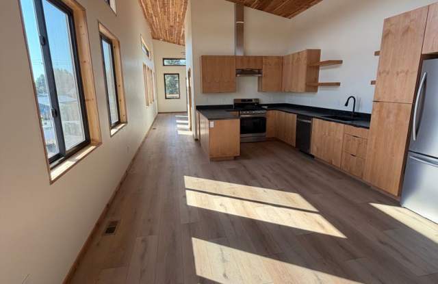 23 Sunset Dr Gallery 1