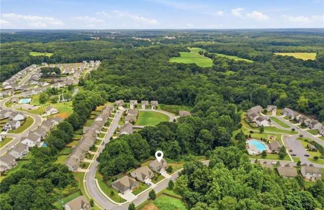 896 Brighton Park Circle Gallery 2