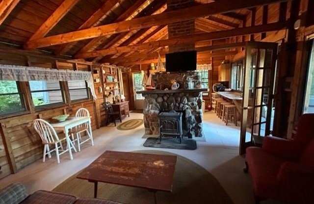 792 Bunker Road Gallery 4