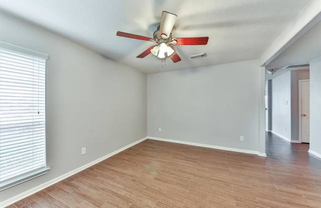 2507 Spring Lily Court Gallery 4