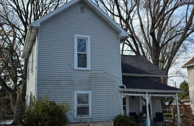 Three bedroom One bath - 512 Buttonwood Avenue, Bowling Green, OH 43402