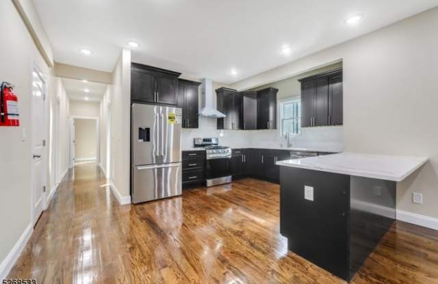 47 Greenwood Ave - 47 Greenwood Avenue, Montclair, NJ 07042