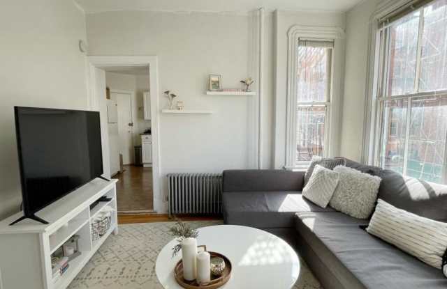 24 Anderson St. - 24 Anderson Street, Boston, MA 02114 24 Anderson St. - 24 Anderson Street, Boston, MA 02114