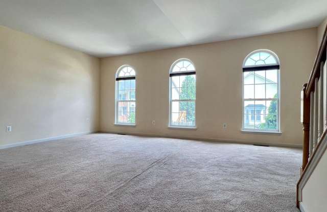 15720 PALERMO Terrace Gallery 4