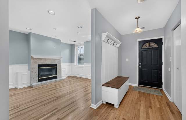 1629 N Clybourn Avenue Gallery 3