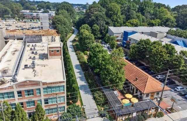 890 Memorial Drive SE Gallery 1