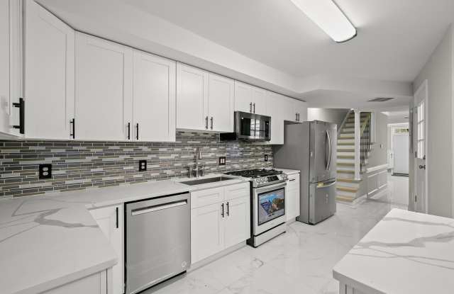 1015 S KENWOOD AVENUE photos photos