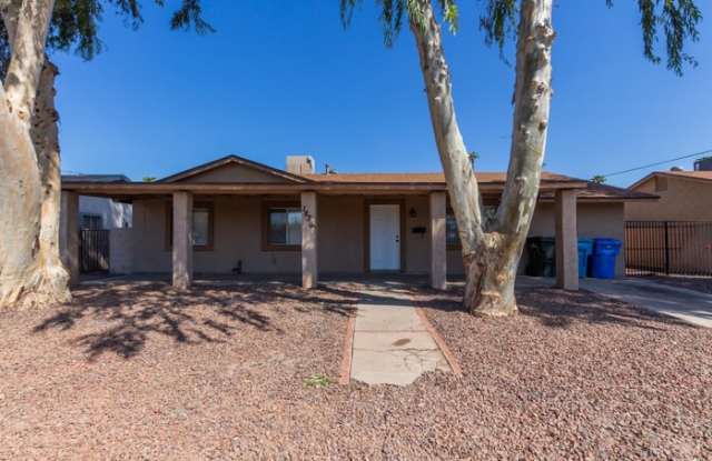 1835 North 67th Avenue - 1835 North 67th Avenue, Phoenix, AZ 85035