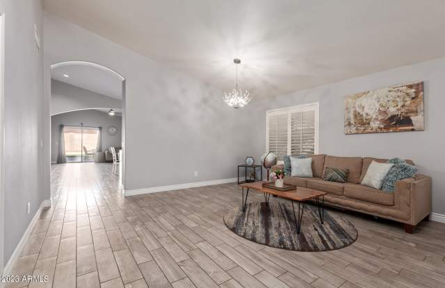 2310 W BENT TREE Drive Gallery 3