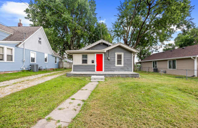 3 Bedroom 1 Bath 2 Stall Detached Garage photos photos