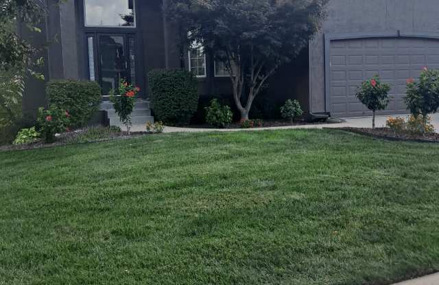 5113 West 163rd Street - 5113 West 163rd Street, Overland Park, KS 66085