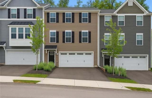 484 Greenwood Dr - 484 Greenwood Drive, Washington County, PA 15317