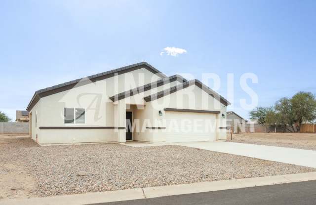 Beautiful Updated Home in Arizona City Gallery 4