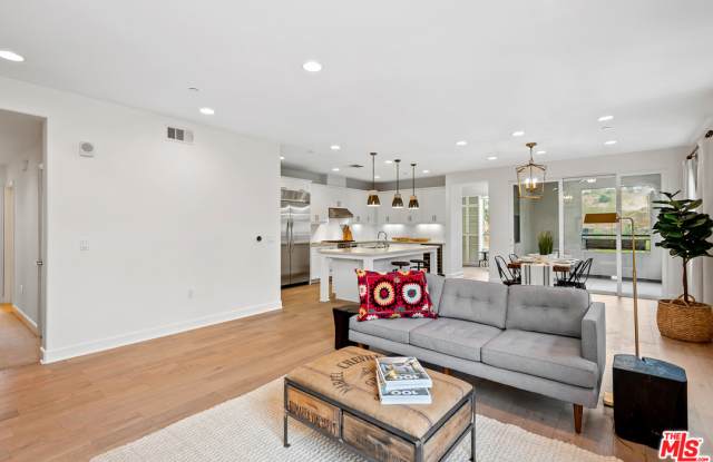12542 W FIELDING CIR Gallery 3
