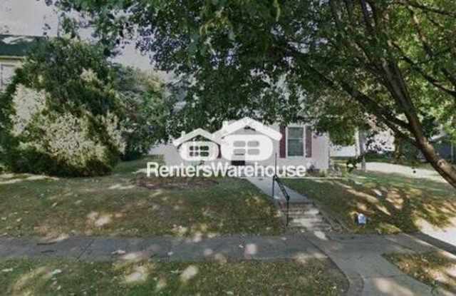 3421 York Avenue North photos photos