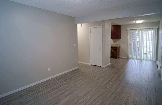 11914 1st Avenue Southwest Gallery 4