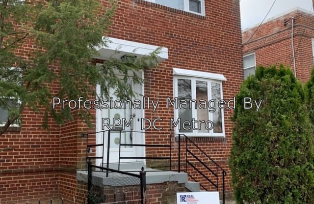 637 Oneida St NE - 637 Oneida St NE, Washington, DC 20011