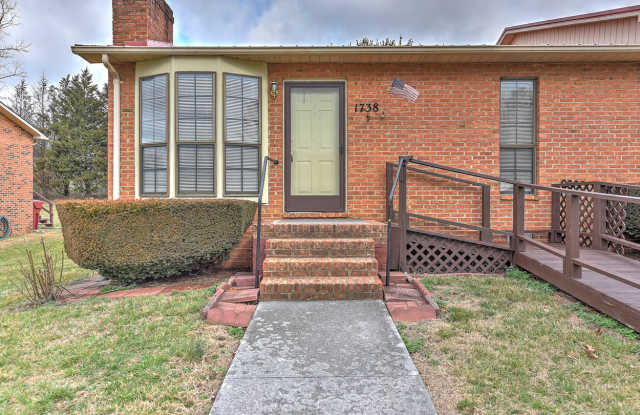 1738 Todd Drive photos photos