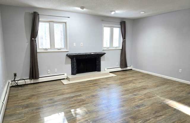 7 Staunton Court unit: E - 7 Staunton Court, Hartford County, CT 06030