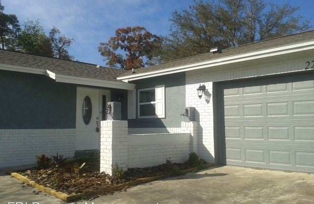 229 Loch Low Dr Gallery 3