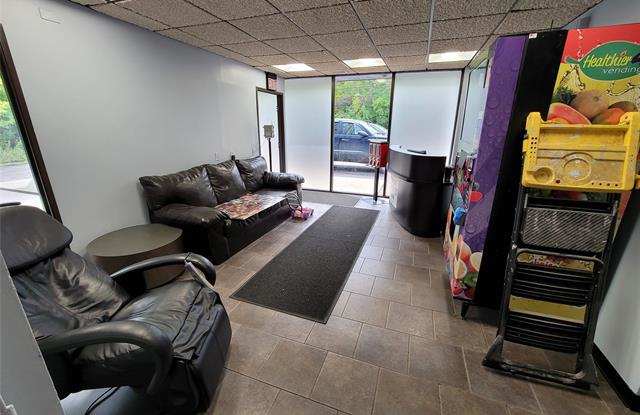 22755 HESLIP Drive Gallery 3