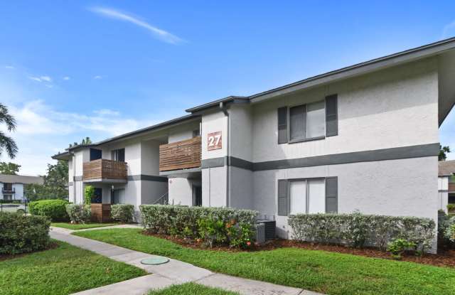 Carillon Bay photos photos