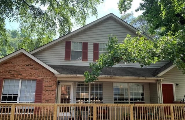 1010 KATHLEEN Court - 1010 Kathleen Court, Roswell, GA 30075