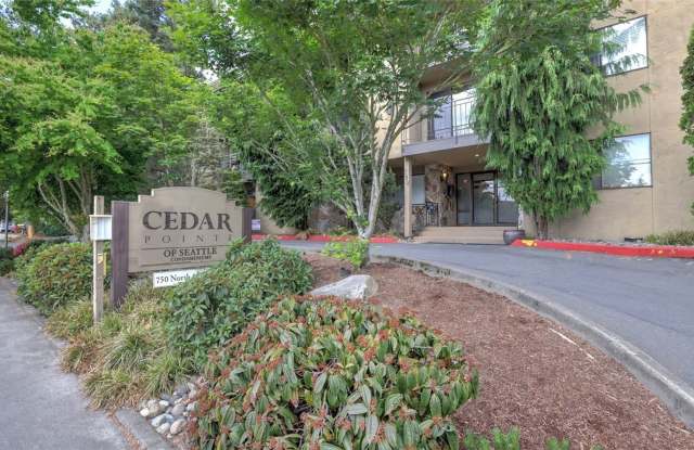 Light filled top floor condo. photos photos