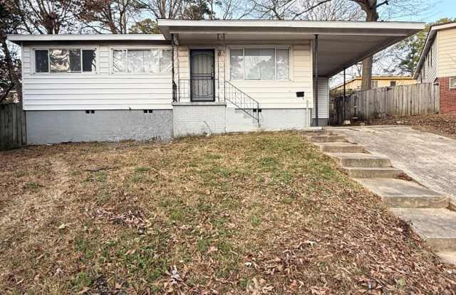 Beautiful Fully Remodeled 3-Bedroom, 1-Bathroom Home in Little Rock - Near UALR! photos photos