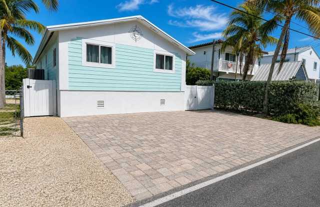 129 Normandy Drive photos photos 129 Normandy Drive photos photos