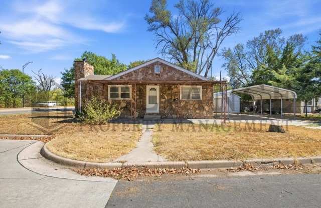 641 North Mc Lean Boulevard photos photos
