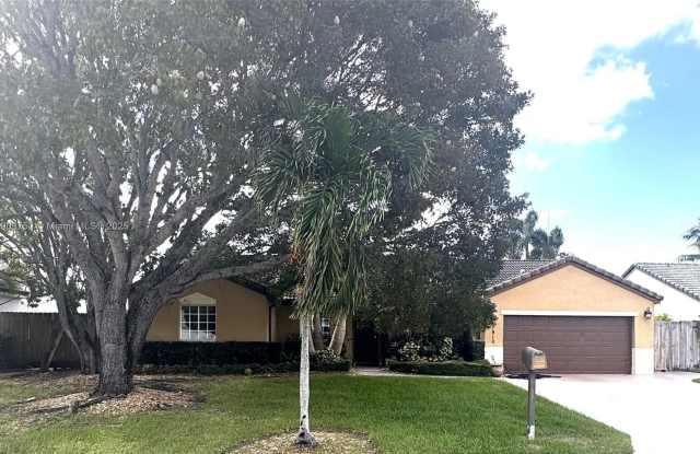 17910 SW 137th Ct photos photos