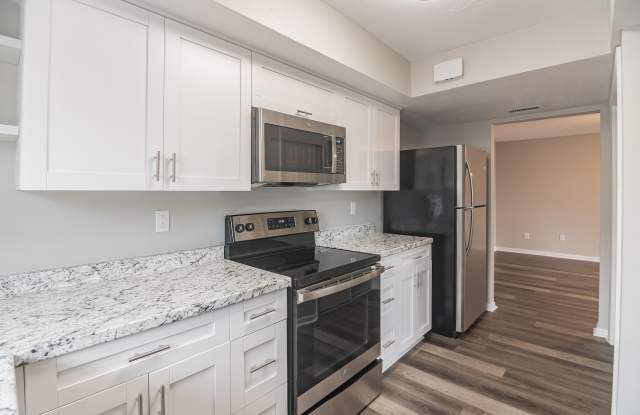 3353 Sherwood Drive - B Gallery 2