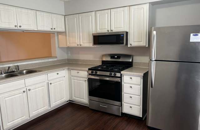 3742 Jamestown Ct Gallery 4