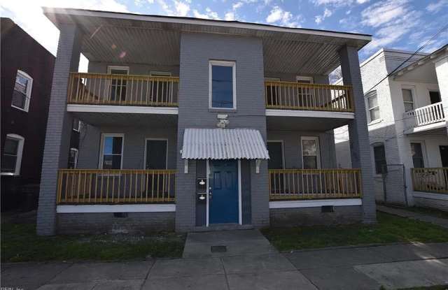 815 W 35th St photos photos