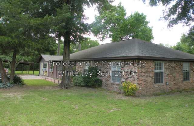 4640 FM 1374 Unit A - 4640 Possum Walk Road, Walker County, TX 77340