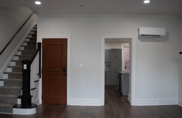 1127 Hamilton Street - Apt 1-2nd/3rd Fl front photos photos