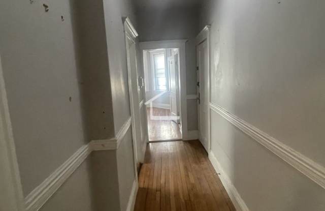 Spacious Modern Allston Unit Available 9/1/2026 Gallery 4