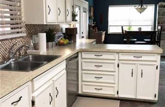 216 Lake Vista W Gallery 4