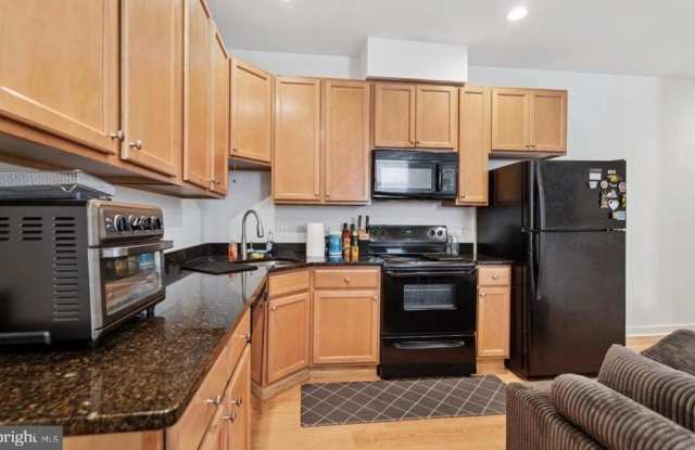 6212 RIDGE AVENUE Gallery 2