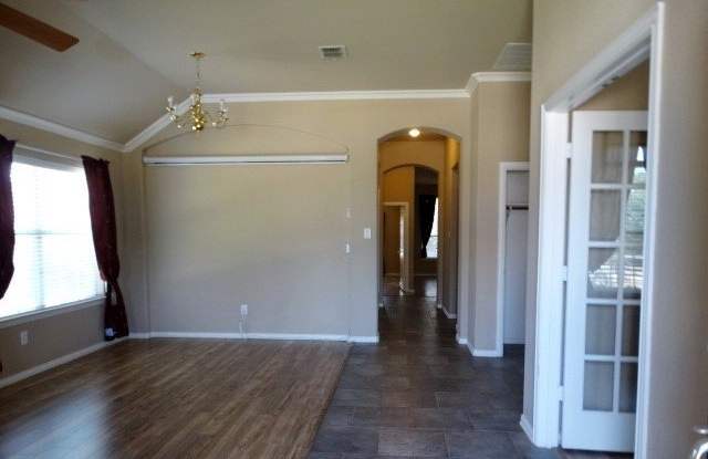 15785 Scenic Road Gallery 4