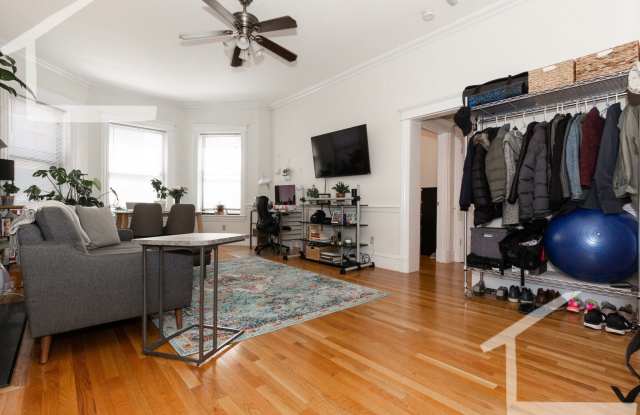 GORGEOUS ONE BED UNIT IN KENMORE!!! photos photos
