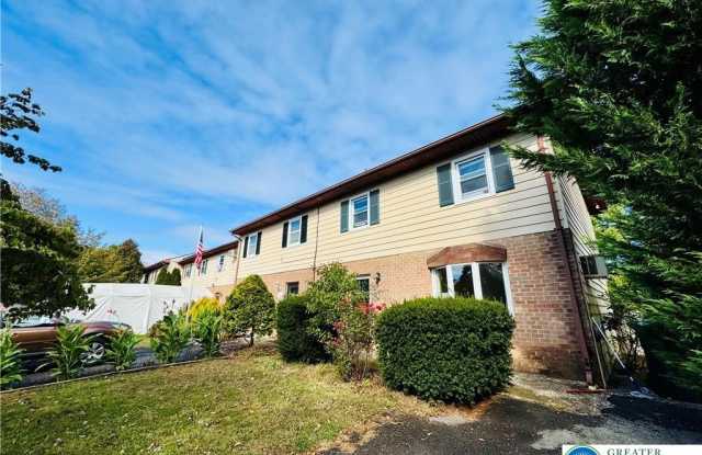 2915 Norton Avenue photos photos