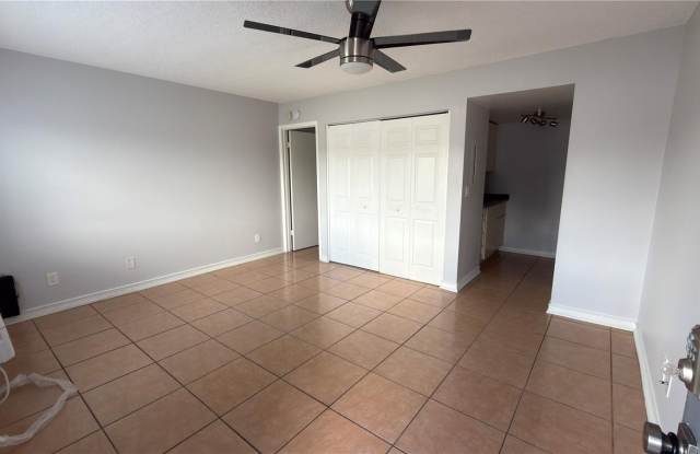 4145 DOLPHIN DRIVE Gallery 4