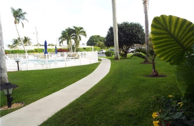 2541 NE 11th St - 2541 Northeast 11th Street, Pompano Beach, FL 33062