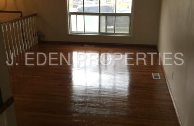 8644 East 96th Terrace Gallery 2
